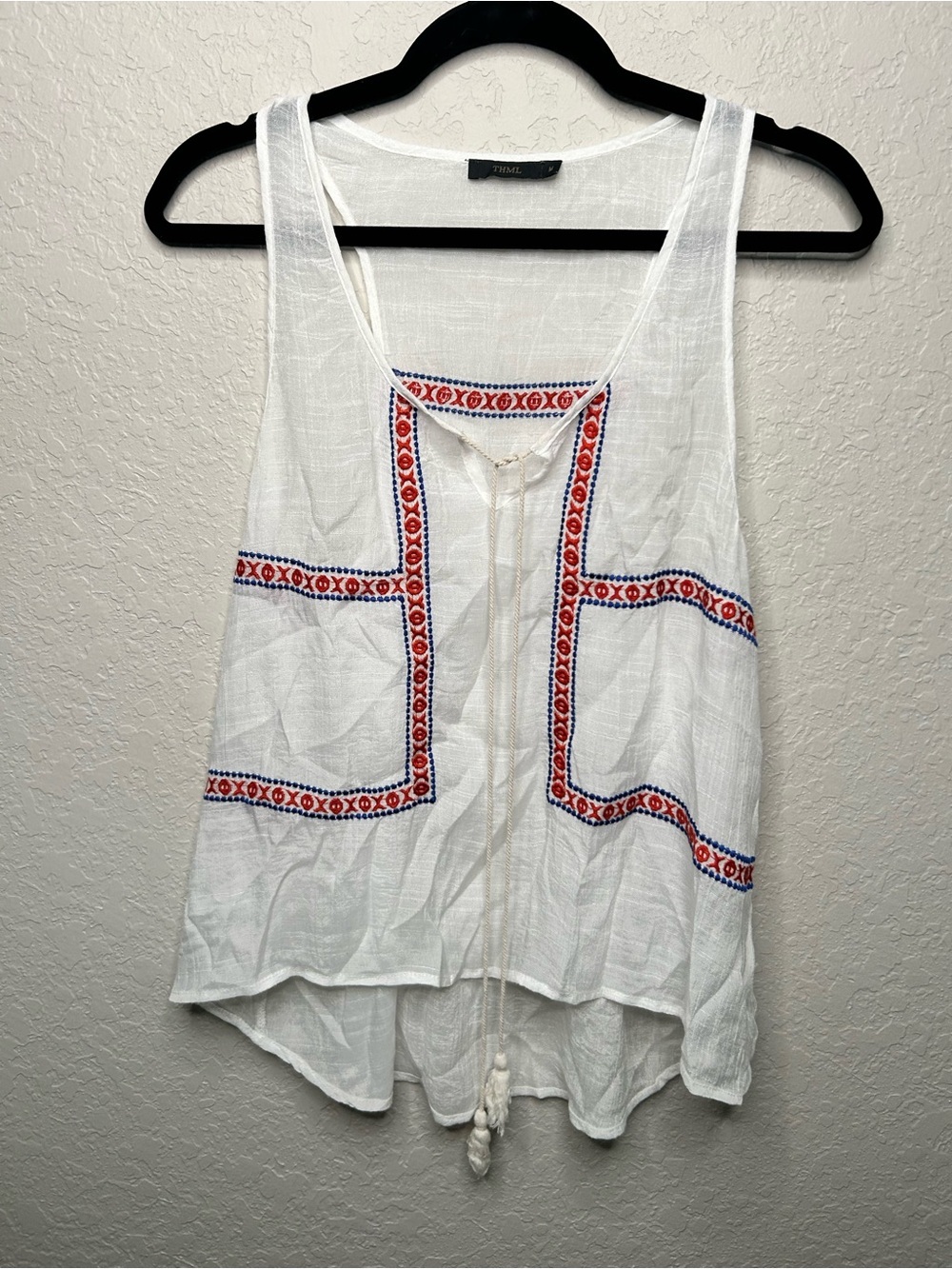 THML White Embroidered Boho Sleeveless Top size M - Picture 3 of 8